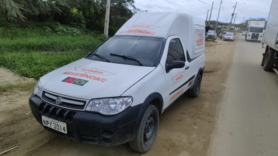 Veículo de assistência 24h da Transotto Reboque